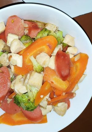 Foto resep Ayam tumis brokoli mix sosis