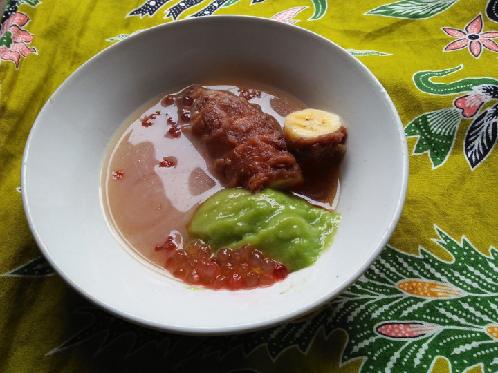 Resep Pisang Cokelat Bubur Sumsum Pandan Mutiara, Dengan Kuah Merah Putih Simpel