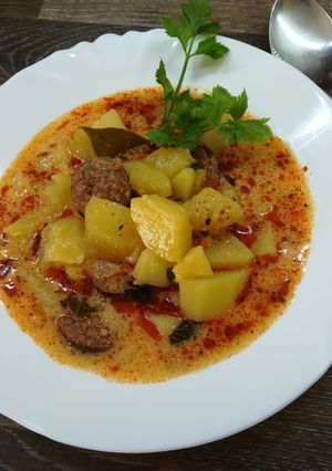 Tejfölös burgonyaleves recept fotója