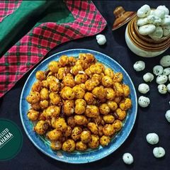A picture of Caramelized Makhana.