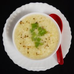 A picture of Egg Drop soup.