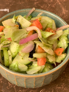 A picture of Greens Salad.