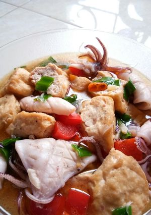 Foto resep Tumis sotong tahu ala saya 😋