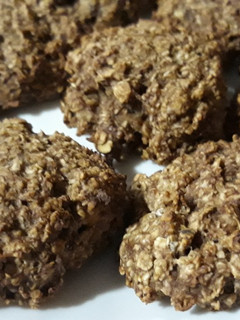 Una foto de Galletas de avena con chocolate