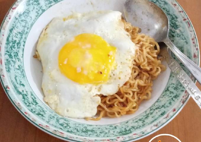 Indomie goreng blue band