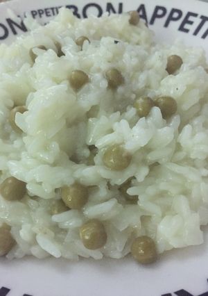 Una foto de Arroz 🍚 con arvejas