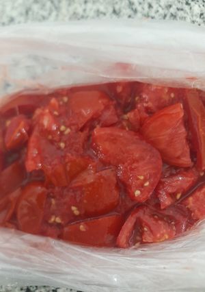 عکسی از دستور فریز کردن گوجه های له شده