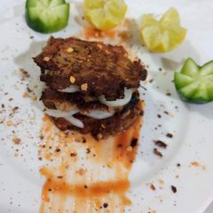 A picture of Beef chapli kabab.