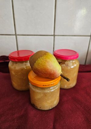 Körtedzsem kávéval recept fotója