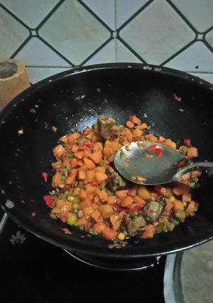 A picture of Veggies sauce.