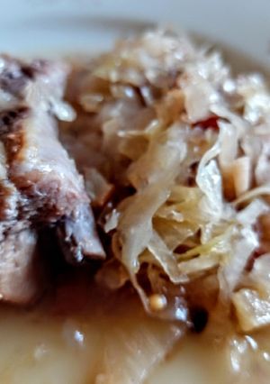 Oldalas káposztaágyon recept fotója