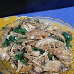 A picture of Ayam suir cabe ijo.