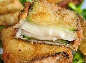 Foto principal de Ravioli de calabacín rellenos con queso Brie y bacon
