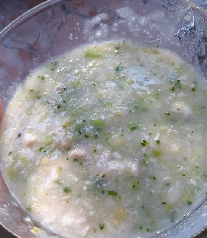 Hình của món Cháo óc heo súp lơ cho bé.