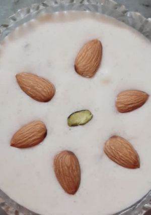 कश्मीरी फिरनी (Kashmiri Phirni Recipe In Hindi) रेसिपी मुख्य फोटो