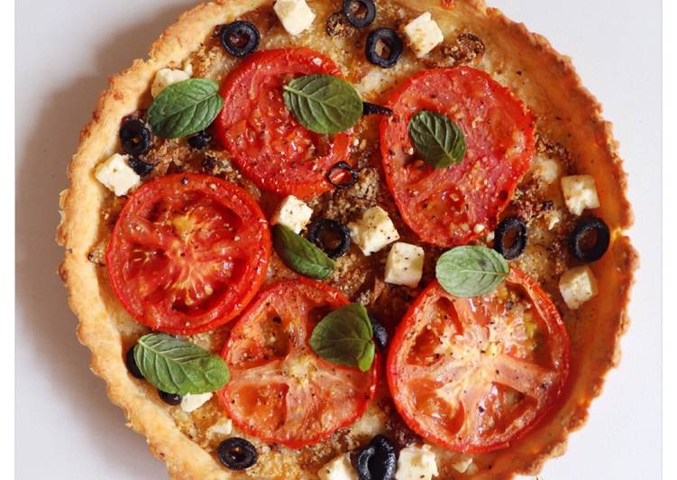 Recipe of Quick Tomato, Caramelised Onions & Feta Tart