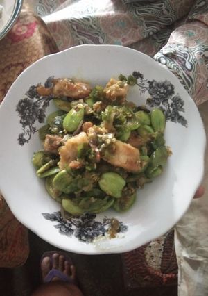 Foto resep Ikan cucut asin sambal pete