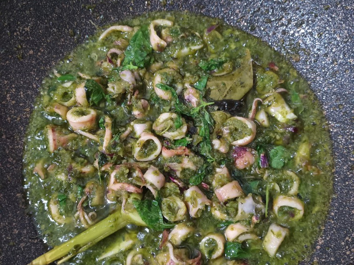 Ini dia! Resep memasak Sambel cumi cabe ijo kemangi  enak