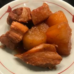 Pork and Daikon (white radish) Nikomi (stew) - Japanese #pressurecook A picture of Pork and Daikon (white radish) Nikomi (stew) - Japanese #pressurecook.