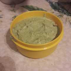 Una foto de Paté vegano de albahaca
