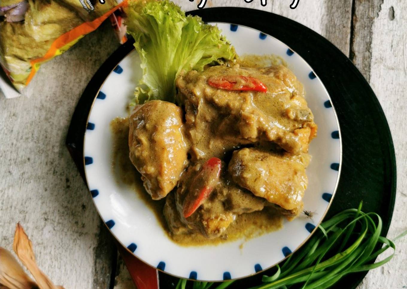 Kurma dengan ayam pedas
