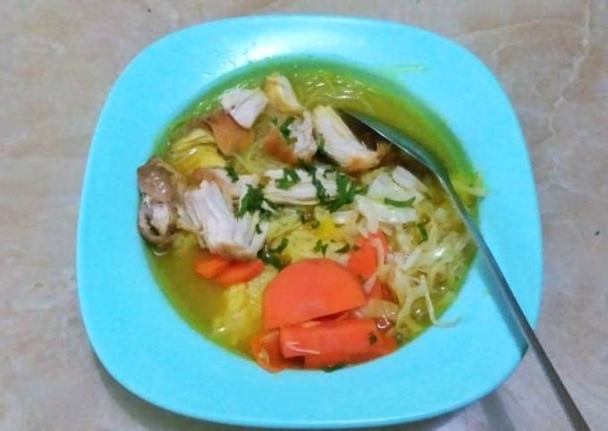 23. Soto ayam