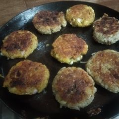 Instant potatoes- poha cutlets A picture of Instant potatoes- poha cutlets.
