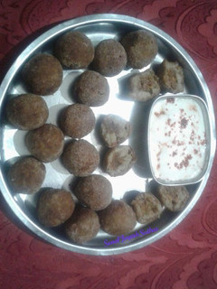 ફરાળી સ્ટફ્ડ વડા (Farali Stuffed Vada Recipe In Gujarati) રેસીપી મુખ્ય ફોટો