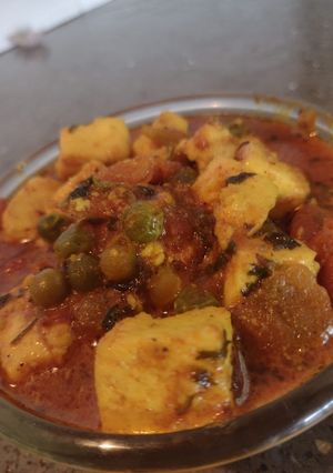 মটর পনির (matar paneer recipe in Bengali) রেসিপির প্রধান ছবি