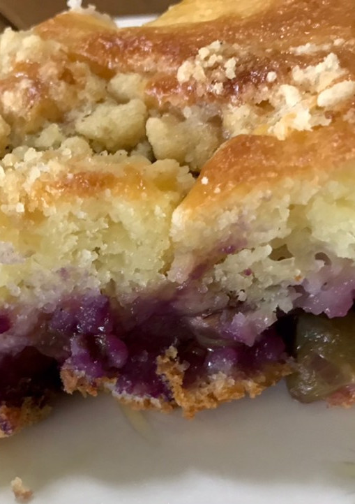 Una foto de Torta alemana de uva (cuca de uva)