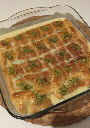 A picture of Baklava Tray.