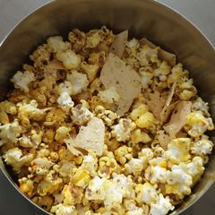 A picture of Dhani papad.