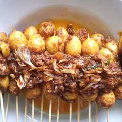 รูปของ Sate telur puyuh kuah kacang