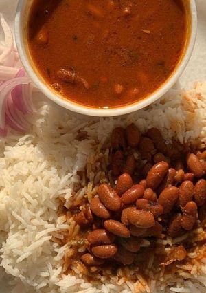 A picture of Rajma chawal.