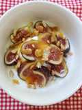 Fig honey yogurt โยเกิร์ตฟิกน้ำผึ้ง