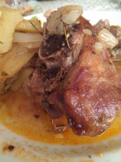 Una foto de Cordero (Ternasco) asado