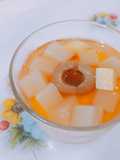 Thai tea pudding with longan juice and coconut jelly พุดดิ้งชาไทย
