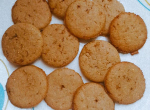 Una foto de Galletas veganas de mantequilla de maní.🥜