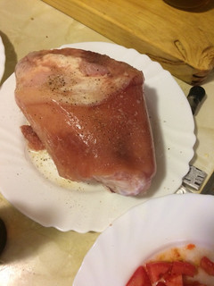 Una foto de Codillo con verduras a la cerveza