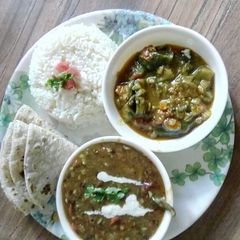 A picture of Kali Urad Dal.