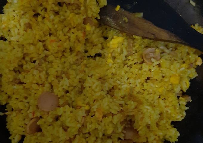 Nasi Goreng Kuning Pedas Sederhana