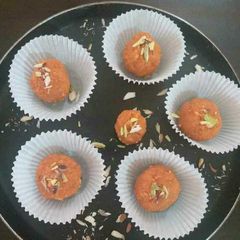 A picture of Motichur laddu.