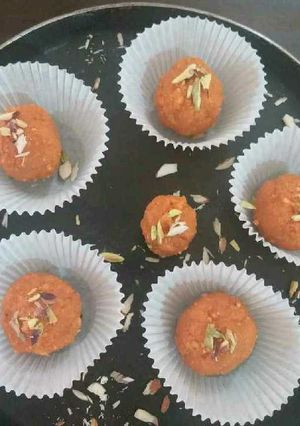 A picture of Motichur laddu.
