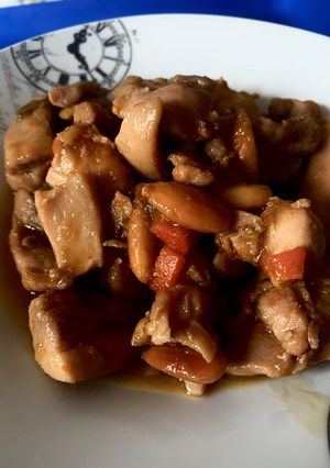 Una foto de Pollo con almendras (estilo chino)
