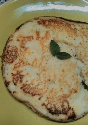 Una foto de Tortilla dulce de papa con menta