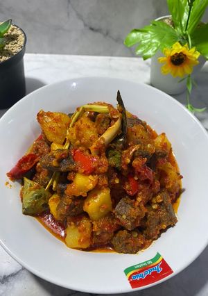 Foto resep Balado kentang daging