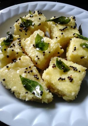A picture of Dhokla.