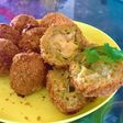 Bola-bola keju lumer
