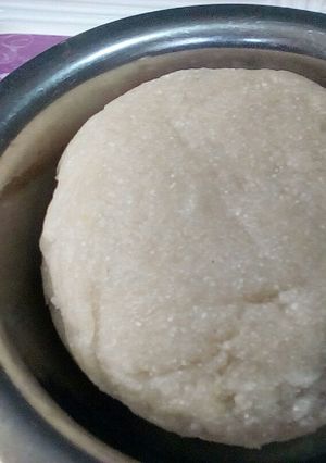 A picture of Lafu(cassava flour) 1.