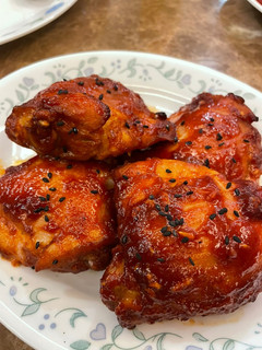 A picture of Omma Baked Chicken Thigh.